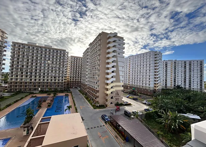 Rosanna's Condotel Saekyung Village 1 *